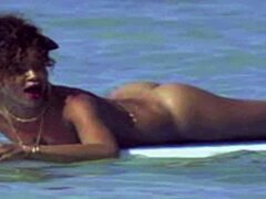 Celebrities' Naked Fetish: Rihanna in Public
