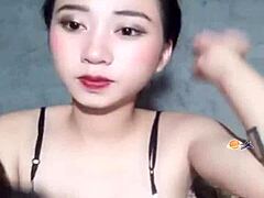 Chubby Asian MILF gets pounded by bigo on livestream