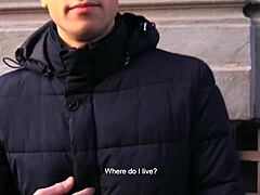 Ένας μυώδης Τσέχος ερασιτέχνης παίρνει τον κώλο του χωρίς κάλυψη σε HD πορνό βίντεο