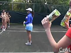 На Теннисном Корте Порно Видео