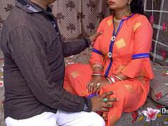 Az indiai szexistennőt durván megbasszák az esküvői évfordulóján, hindi hangzással