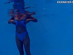 Alexa Ross's underwater show with a big ass and tight pussy