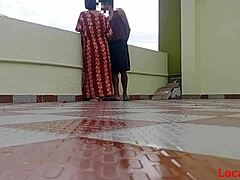 Amatérský indický pár zkoumá své sexuální touhy ve videu