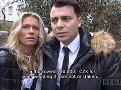 Une milf tchèque gagne de l'argent en baisant la mariée d'un autre homme en vidéo HD