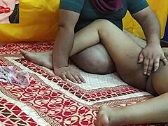 インド人妻の欲望が夫に燃え上がる